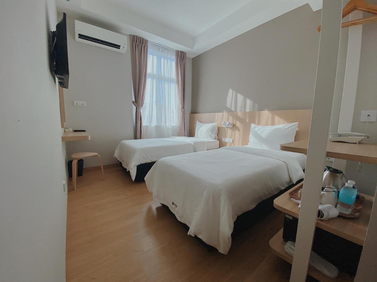 Walk In Hotel Kota Kinabalu Eksteriør bilde