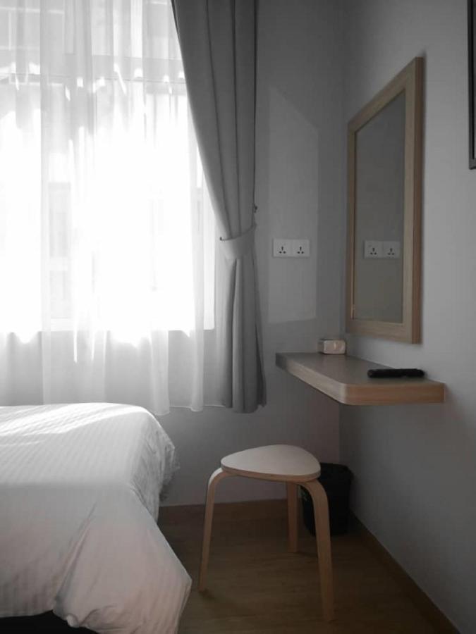 Walk In Hotel Kota Kinabalu Eksteriør bilde